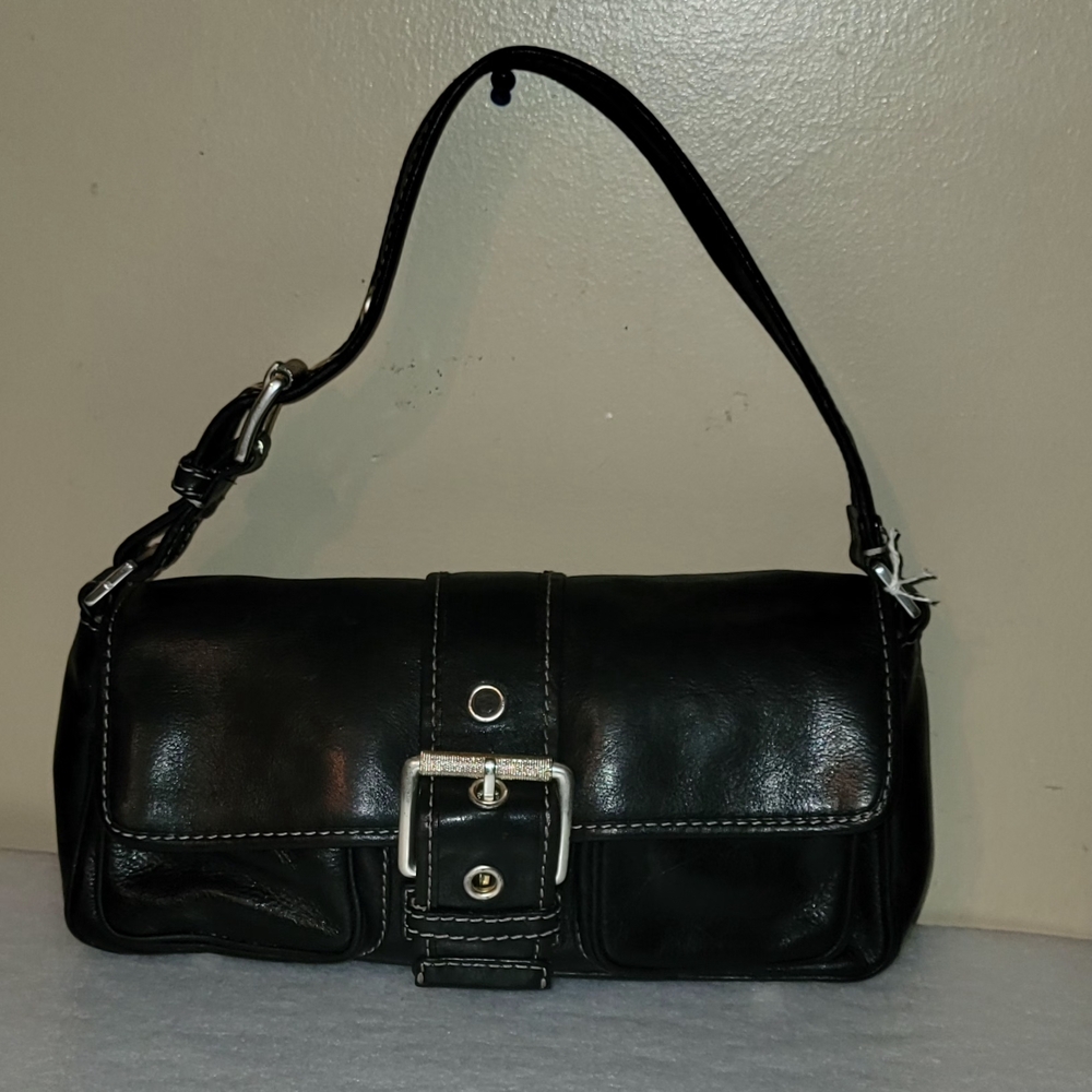 Michael Kors Elegant Black Leather Shoulder Women's Bag With Buckel